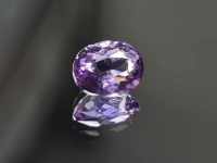 พลอยอเมทิสต์ (Amethyst) ทรงไข่  น้ำหนัก 2.14 ct. ขนาด 7.3x9.4 mm. พลอยแท้ ราคาดี