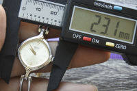 นาฬิกา Vintage มือสองญี่ปุ่น Seiko ชุบทอง 2320 6620 ระบบ QUARTZ ผู้หญิง รูปไข่ หน้าปัด 23มม. ทรงกำไลใช้งานได้ปกติ สภาพดี ของแท้ ไม่กันน้ำ