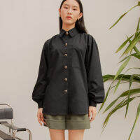 MYLAR - HONEY OVERSIZED SHIRT WITH MARBLE BUTTONS สี black เสื้อเชิ้ตแขนยาว ทรงหลวม ตกแต่งกระดุมทองเหลือง