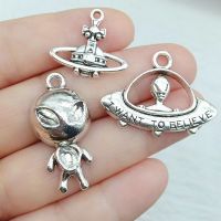 【CC】✌  12pcs 21x19mm Antique Color Cosmic System Saturn Charms Pendant Jewelry Crafts Making