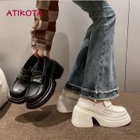 Atikota รองเท้าแมรี่เจนลําลอง ส้นหนา ใส่สบาย เข้ากับทุกการแต่งกาย สไตล์อังกฤษ แฟชั่นสําหรับผู้หญิง