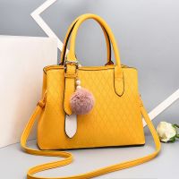 Laptop bag female in 2021, the new fashion female temperamental goddess packages in Europe and the United States the new single shoulder bags