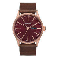 Nixon Sentry รุ่น NXA1053211-00 นาฬิกาข้อมือผู้ชาย สายหนัง สีน้ำตาล หน้าปัด 42 มม.