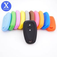 [More Suitable] Xinyuexin ซิลิโคนกุญแจรถกรณีผิวสำหรับ Chevrolet Cruze Aveo Captiva Spark Sonic 2ปุ่มสมาร์ทรีโมท Keyless Fob Cover