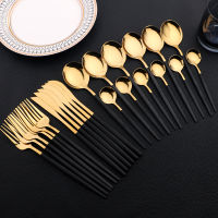 Flatware ชุดมีดสแตนเลสสีดำทอง24ชิ้นอาหารเย็นมีดรับประทานอาหารส้อมช้อนชาครัวอาหารค่ำตะวันตกบนโต๊ะอาหาร