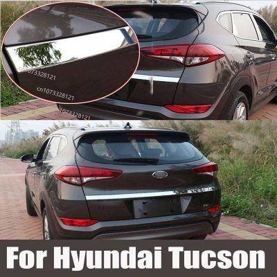 ฝาครอบมือจับประตูที่เก็บของด้านหลังสำหรับ Hyundai Tucson ฝายึดประตูส่วนท้ายการออกแบบการปั้นอุปกรณ์เสริมสแตนเลสโครเมี่ยม2015-2018