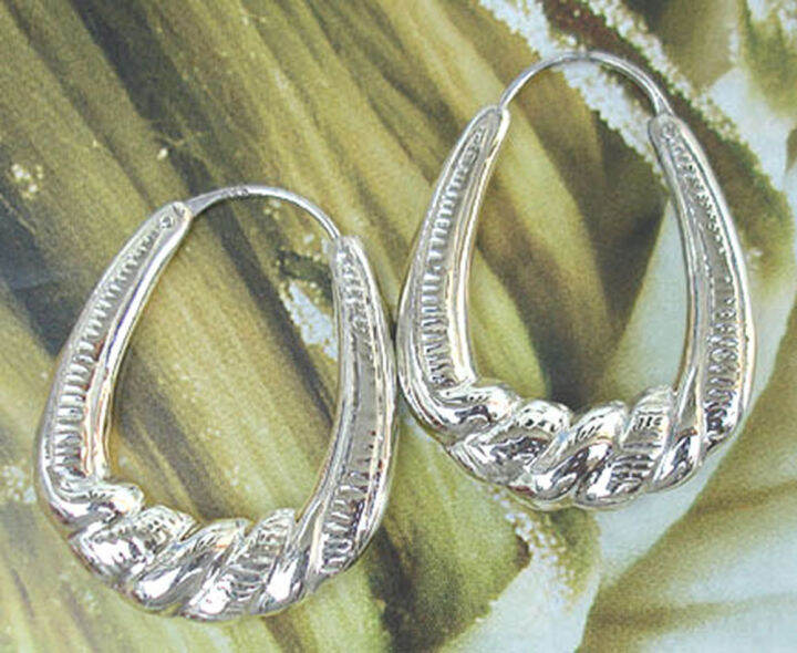 thai-leaf-earrings-handmade-sterling-silver-beautiful-gift-สวยงามไทยเท่ตำหูเงินสเตอรลิงซิลเวอรใช้สวยของฝากที่มีคุณค่า-ฺชาวต่างชาติชอบมาก