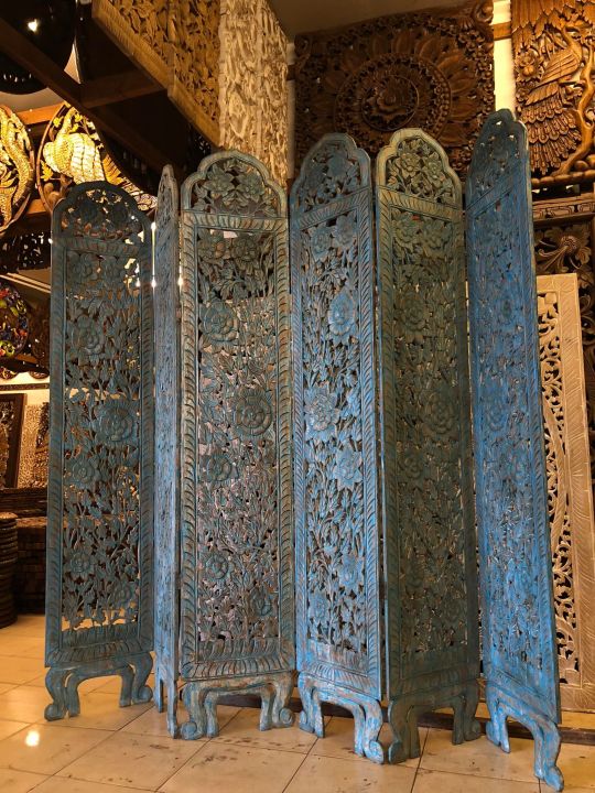 ฉากไม้สัก-สูง-180-ซม-ฉากไม้สักแท้-ทำสีฟ้าขัดลาย-กว้างยืดสุด-210-ซม-6-พับ-ฉลุ-2-ด้าน-ฉากกั้นห้องสวยๆ-teak-wooden-carved-tropical-large-blue-wallpaper