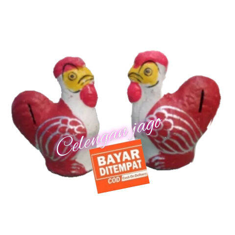 Celengan ayam jago dan strawberi dari tanah liat ,celengan asli dari