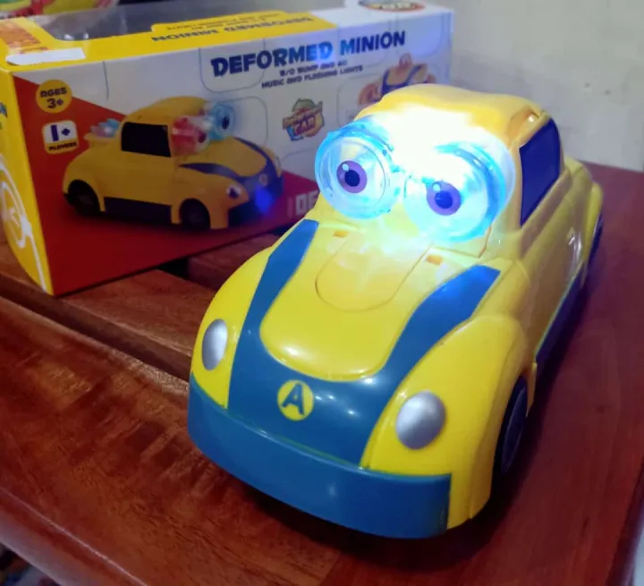 Deformed MINION mainan mobil jadi robot Mainan Robot Berubah Jadi Mobil ...