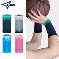 2 Pcs Sport Wristband Extended Wrist Support Compression Wrist Brace Protective for Basketball Volleyball Fitness Weight Lifting Towels