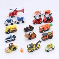 [AhQ ornaments] ใหม่รางรถไฟไม้รถดับเพลิงรถไฟแม่เหล็ก Diecast รถเข้ากันได้สำหรับแบรนด์รางรถไฟไม้ของเล่นรถสำหรับ Boy