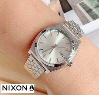 นาฬิกาข้อมือ NIXON​   - นาฬิกาสายเลส​ ปรับสายเลื่อนได้ - ระบบ analog​ - ขนาด​หน้าปัด​ 38​ mm สินค้ามีถ่าน ผ้าเช็ค ถุงผ้าแถมให้นะคะ