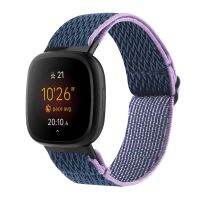 สำหรับ Fitbit Versa 4 /Sense 2แถบนาฬิกาไนลอนคลื่นสากล (สีดำ)