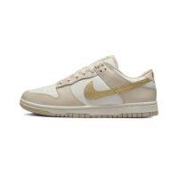 【พร้อมส่งของแท้?/ รุ่นนี่ใส่ตรงไซส NIKE Dunk Low Gold Swoosh แฟชั่น รองเท้ากีฬา（สินค้าพร้อมกล่อง อุปกรณ์ครบ จัดส่งฟรี）