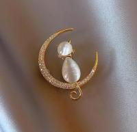 Fashion Romantic Moon Cute Cat Brooch Women Daily Casual Clothing Accessories Jewelry