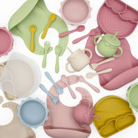 BPA ฟรีเด็กดูดซิลิโคนจานชาม Bibs แข็งสายรุ้ง Bebe ช้อนส้อมภาชนะเด็กการฝึกอบรมบนโต๊ะอาหารสิ่งที่เด็ก