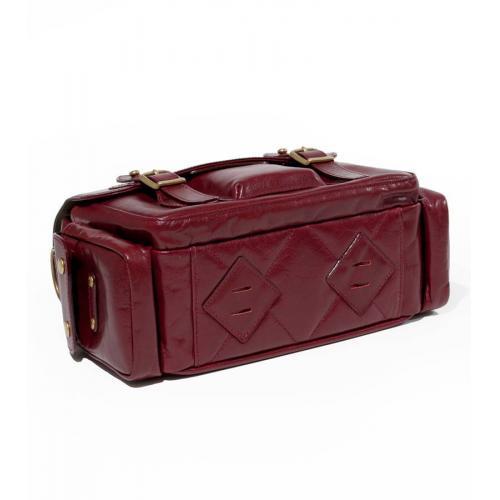 silver-lake-club-leather-shoulder-bag-wine-red-w23xh19xd14cm-748g-made-in-japan-genuine-leather-craftsmanship