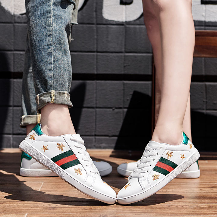 2022-unisex-men-women-flat-walking-shoes-nyfw-red-with-green-trainers-low-top-breathable-platform-sports-tennis-star-sneakers