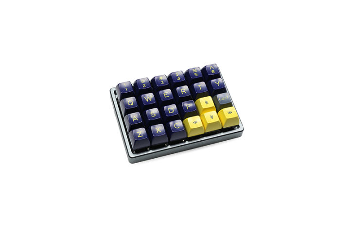 anodized-aluminium-case-for-cospad-xd24-custom-keyboard-dual-purpose-case-with-cnc-aluminum-cone-feet