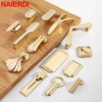 NAIERDI Zinc Alloy Vintage Gold Cabinet Pulls European Style Copper Color Furniture Handle Drawer Knob Kitchen Cupboard Wardrob