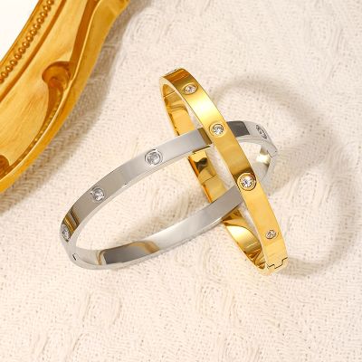CARLIDANA Luxury Brand LOVE Crystal Bangle Golden Stainless Steel Bracelet for Women Gift Jewelry Luxury Design Oval Bracelets