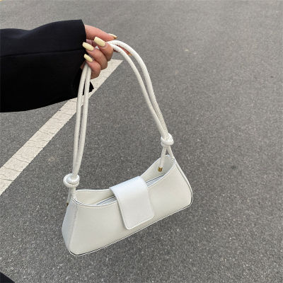 This Years Popular Small Bag Female 2022 Niche Ins Baguette Bag Summer New Fashion Hot Girl Shoulder Underarm Bag