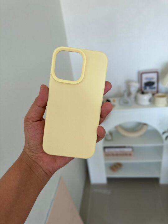 silicone-premium-case-v-2-pastel-yellow-colors