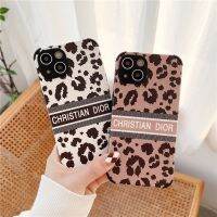 （A New sale）♝เคสครอบโทรศัพท์หนังพิมพ์ลายเสือดาวย้อนยุคแนวแฟชั่นสำหรับ iPhone 14 13 Pro Max 12 11 X XS XR XSMax 8 7 Plus SE 2020