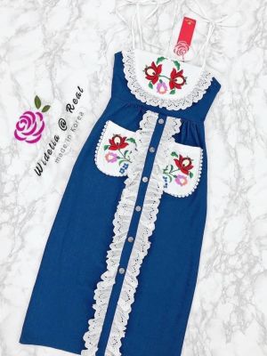 P010-061 PIMNADACLOSET - Spaghetti Strap Jeans Square Neck Embroidery Denim Dress