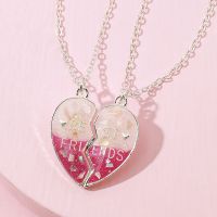 Luoluo amp;baby 2Pcs/set Heart-shaped Stitching Pendant Best Friend Chain Exquisite Lovely BFF Friendship Necklace for Friend Girl