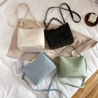 Fashion Bucket Handbag Designer Shoulder Crossbody Bag Simple Messenger Bag Chain Handle Shoulder Bag Womens Portable Handbag