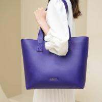 Bliss Tote Bag ( กระเป๋าสะพายบ่า รุ่น บริส )