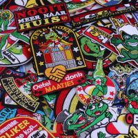 10/30/50pcs สุ่ม Oeteldonk Emblem Patch Emblemen Carnival สำหรับเนเธอร์แลนด์เหล็กบนกบเย็บปักถักร้อยแพทช์สำหรับสติกเกอร์เสื้อผ้า-Piejt