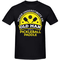 เสื้อยืดแขนสั้นท็อปส์ผู้ชายไม่เคยประมาทชายชรา Pickleball เสื้อพายของขวัญที่มีคุณภาพสูง