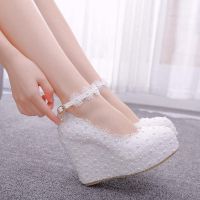 卐✔۩ Crystal Queen Wedges Wedding Pumps Sweet White Flower Lace Pearl Platform Shoes Bride Dress High Heels