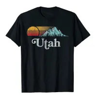 การพิมพ์พิเศษ New Utah VINTAGE MOUNTAIN SUNSET eighties R Graphic T-shirt Special Cartoon T shirt Fashion Men TOP