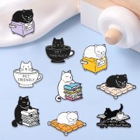 Creative Trendy Cartoon Black And White Cat Oil Drop Lapel Brooch Badge Pin Denim Bag Gift Men Women Fashion Jewelry Accessories