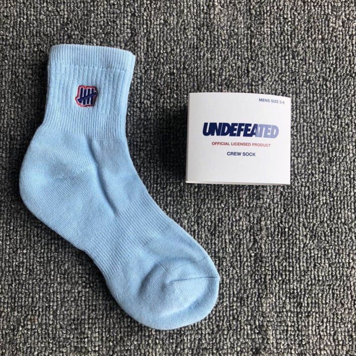 undefeated-เวอร์ชั่นใหม่5ลายทางในชั้นเลิศของผ้าเช็ดตัวคอตตอนคอมบ์ในชายและหญิงสเก็ตบอร์ดสตรีทแพ็คถุงเท้าจดหมายต้นฉบับ2023