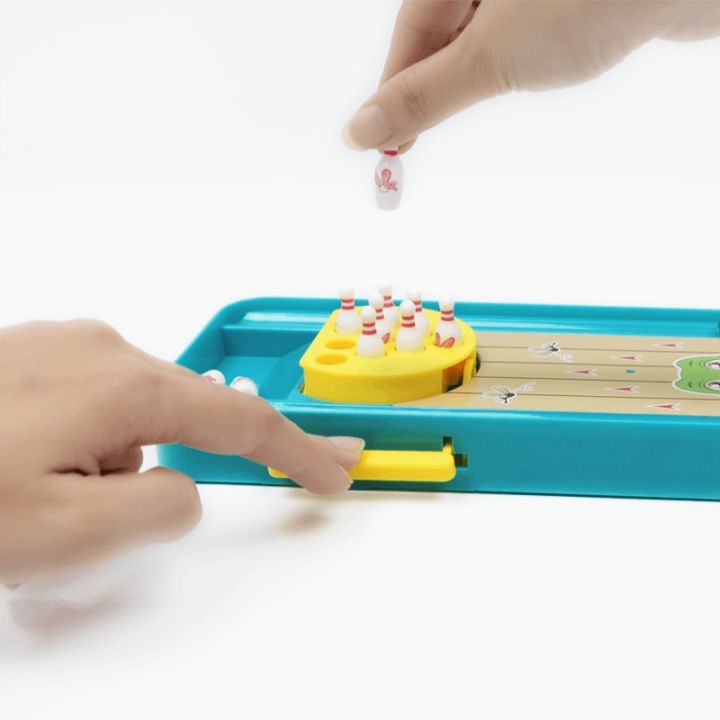 ชุดของเล่นโบว์ลิ่งขนาดเล็กรูปการ์ตูนกบโบว์ลิ่งของเล่นสำหรับเด็กโต๊ะปาร์ตี้เกมสำหรับเด็กกีฬาแบบโต้ตอบ