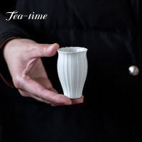 2Pc/Set Handmade Sweet White Ceramic Tea Cup Retro White Porcelain Petal Cup Scented Cup Master Cup Chazhan Kung Fu Teaset 55Ml