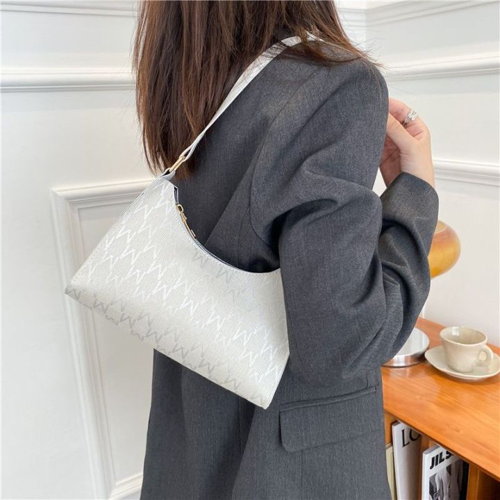 เฉพาะกลุ่ม-premium-sense-baguette-ใต้วงแขนผู้หญิง-2023-แฟชั่นแฟชั่นวินเทจกระเป๋าสะพายไหล่กระเป๋าถือกระเป๋าสะพายขนาดเล็ก
