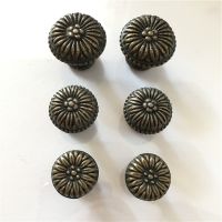 Jewelry Box Hardware Box Furnoiture Handle Flower Carved Fungiform Matched Bronze Tone10pcs