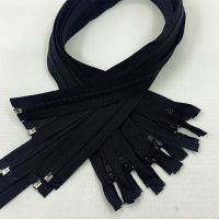 5Pcs 5# 70Cm (27.5Inch) metal zipper separate nylon coil zipper nylon zippers Door Hardware Locks Fabric Material