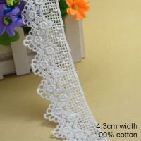 [HOT!] 4.3cm white lace cotton embroidery lace french lace ribbon fabric guipure diy trims warp knitting sewing Accessories 3685