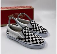 รองเท้าผ้าใบ Vans (บวกเพิ่ม 1 size)สินค้าพร้อมส่ง