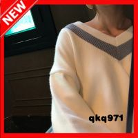 qkq971 เสื้อกันหนาวเสื้อถักผู้หญิงเกาหลีฤดูใบไม้ร่วงและฤดูหนาวคอวีสวมใส่ด้านนอกหลวมขี้เกียจและบางนักเรียนทุกการแข่งขันเสื้อสวมหัวสีขาว Bottoming