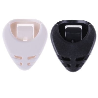 1pc Plectrum Holder Plactic Shaped Musical Pick NEW