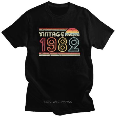 [COD]ใหม่ เสื้อยืดลําลอง ผ้าฝ้าย แขนสั้น พิมพ์ลาย 1982 สไตล์วินเทจ แฟชั่นฤดูร้อน สําหรับผู้ชาย 2023S-5XL  XZ58