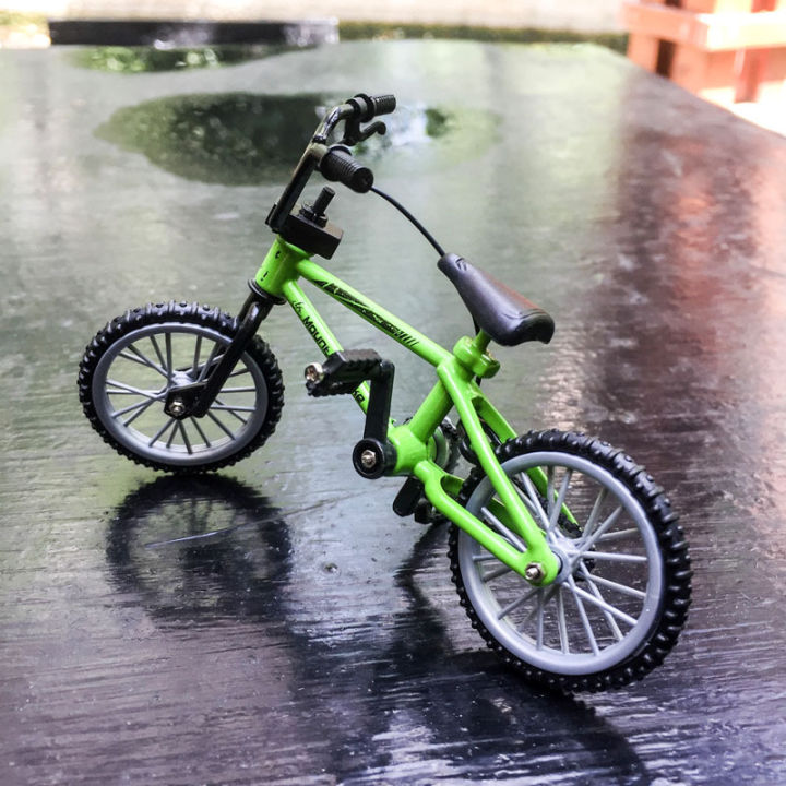 dubee-ล้อแม็กจักรยานรุ่น-d-iecast-โลหะนิ้วจักรยานเสือภูเขาแข่งของเล่นโค้งถนนจำลองการเก็บของเล่นสำหรับเด็ก